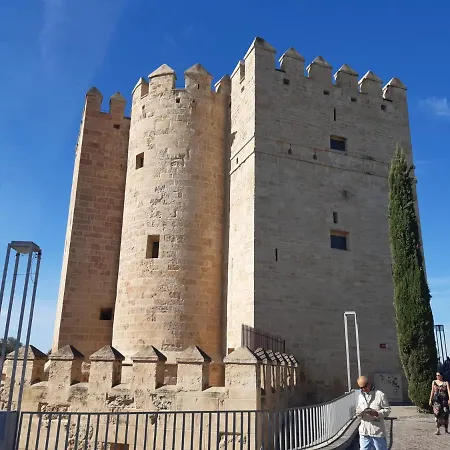 Loft La Calahorra Con Posibilidad De Aparcamiento Pregunta Por El Pack Mas Amor Còrdova Exterior photo